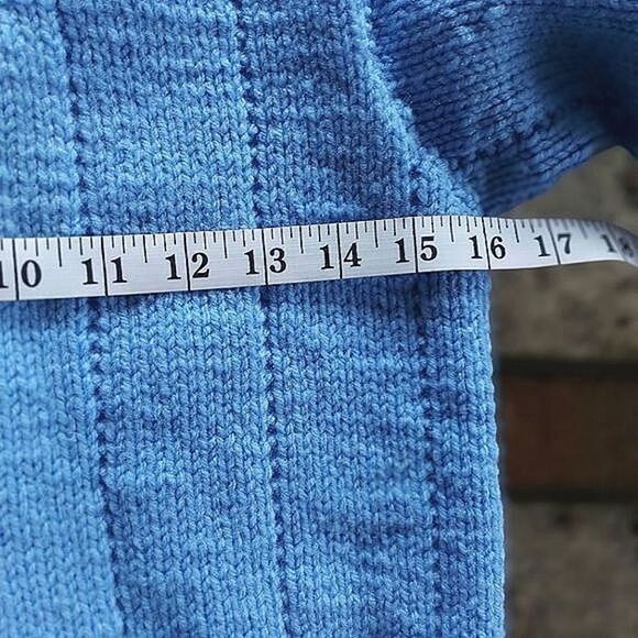 Vtg kids sky blue hand-knit grandpa sweater - Picture 4 of 9